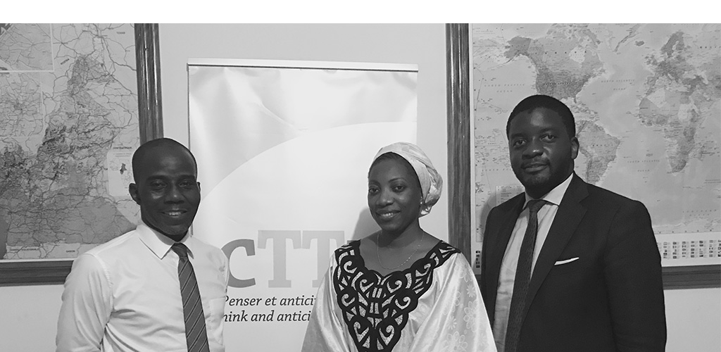 Me Jaques-Jonathan NYEMB, président d’OKWELIANS (à d.), Mme Asmaou KARIM, vice-présidente (au centre) et M. F.H. MOUDOUROU, président du CTTN (à g.), 30 mars 2021